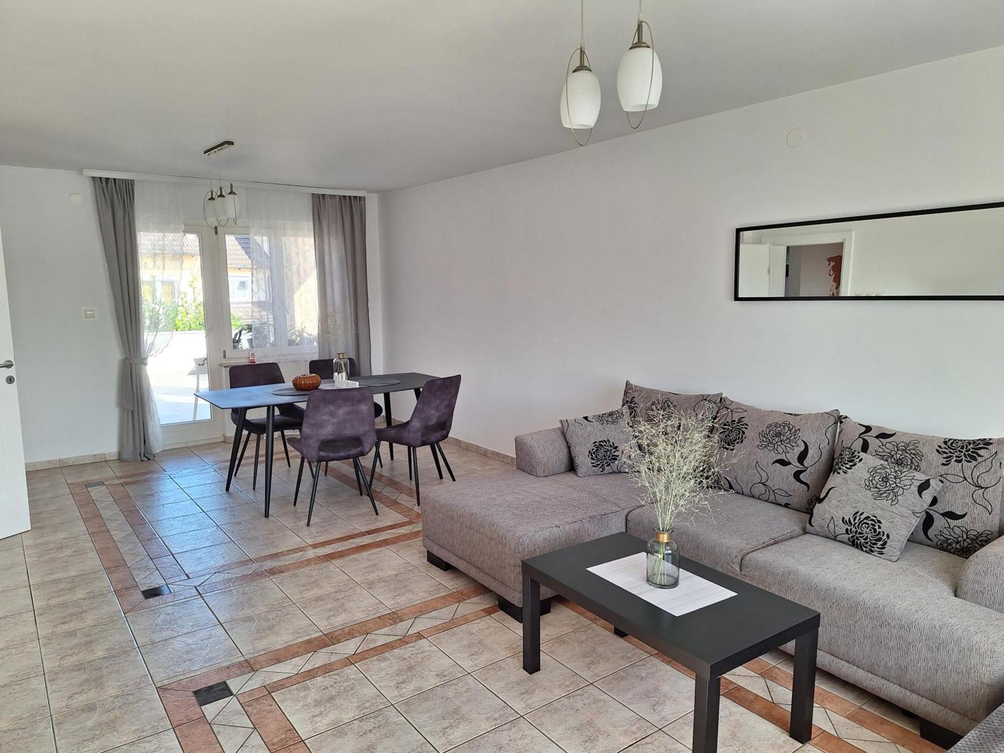 Apartments Place4You Bjelovar Esterno foto