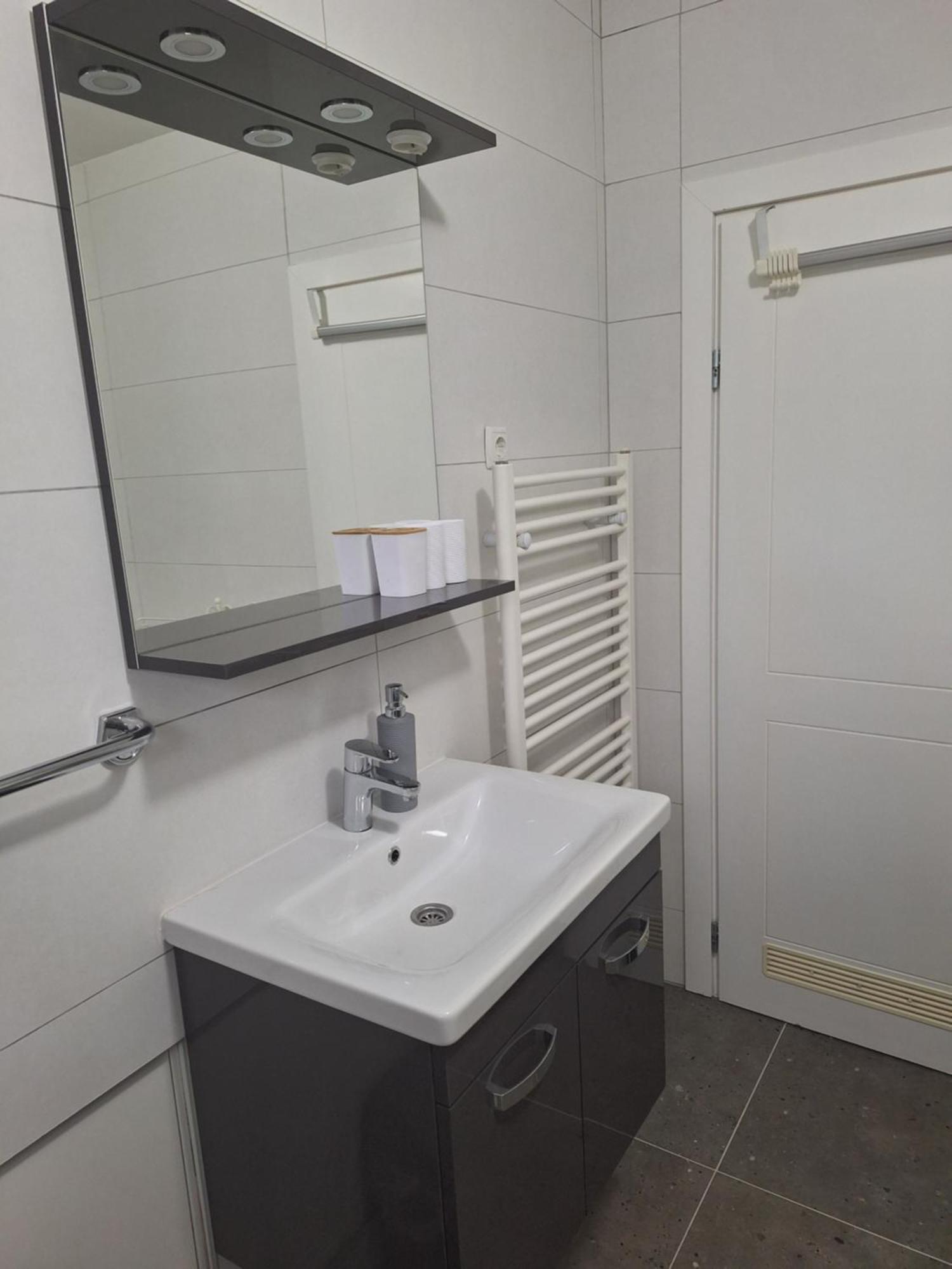 Apartments Place4You Bjelovar Esterno foto