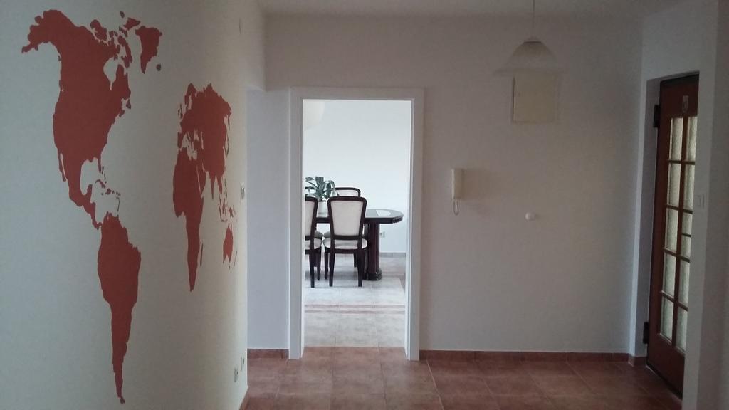 Apartments Place4You Bjelovar Esterno foto